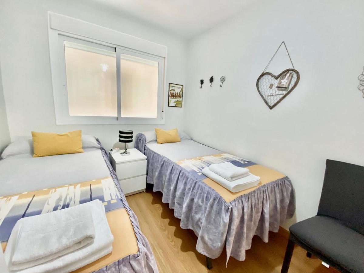 Apartamento Con Parking Gratis En El Centro, 2 Dormitorios Almeria Exterior photo