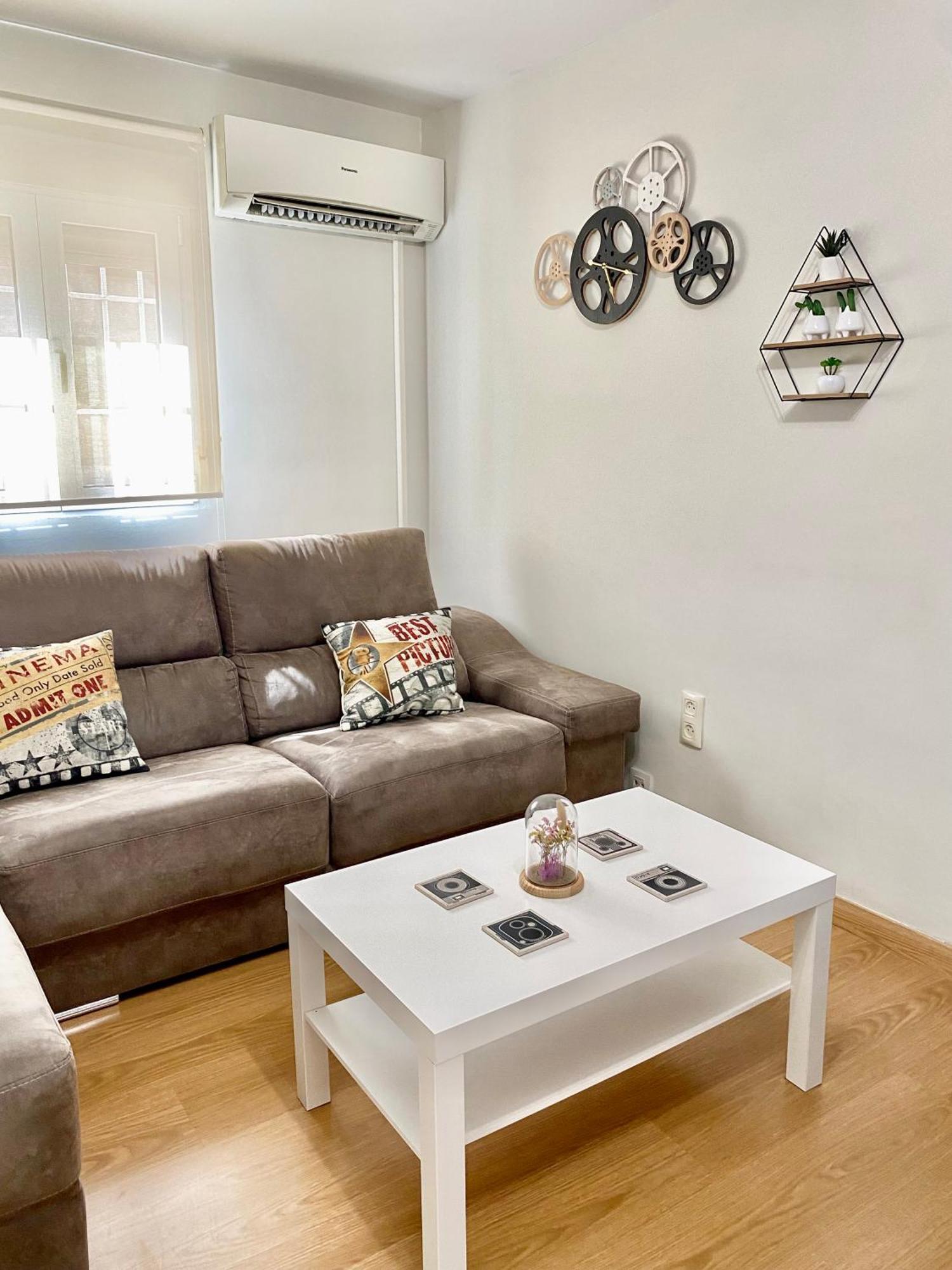 Apartamento Con Parking Gratis En El Centro, 2 Dormitorios Almeria Exterior photo