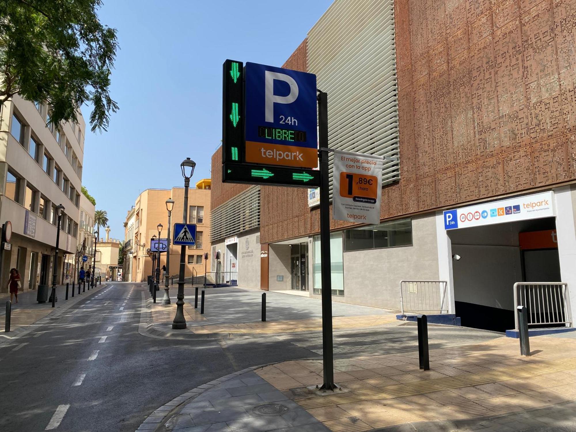 Apartamento Con Parking Gratis En El Centro, 2 Dormitorios Almeria Exterior photo